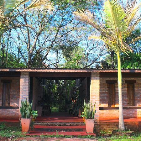 Cabanas Soltame Carnaval Puerto Iguazú Kültér fotó