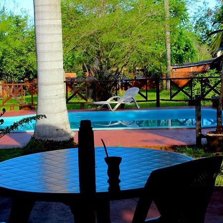 Cabanas Soltame Carnaval Puerto Iguazú Kültér fotó