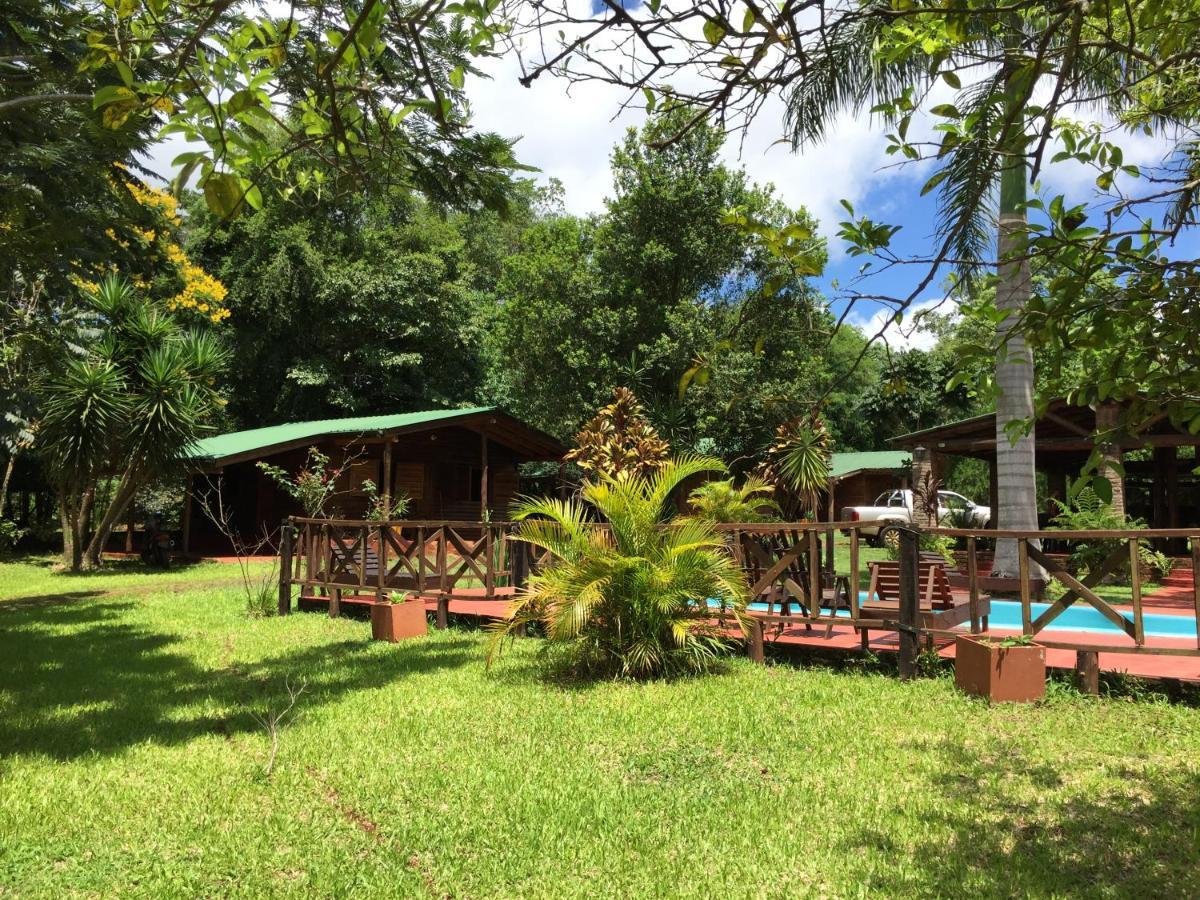 Cabanas Soltame Carnaval Puerto Iguazú Kültér fotó
